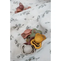 BIBS Fopspeen Couture Olive / Vanille Latex 6-36 Maanden, 2 Stuks. -Lief En Klein bibs fopspeen couture olive vanille latex 6 36 maanden 2 stuks a320962 3