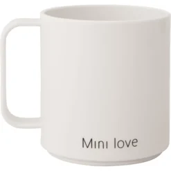 Design Letters Mini Love Mok Met Handvat In Pastel Beige -Lief En Klein design letters mini love mok met handvat in pastel beige a349317 2