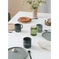 Design Letters Mok Favoriete Donker Green -Lief En Klein design letters mok favoriete donker green a351510 4