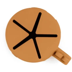 Done By Deer ™ Peekaboo Raffi Snack Beker Mosterd Geel -Lief En Klein done by deer peekaboo raffi snack beker mosterd geel a341414 2