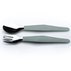 Everyday Baby Bestek Om Te Leren Eten, Roestvrij Staal Met Siliconen Handvat, 2 Stuks Harmony Green -Lief En Klein everyday baby bestek om te leren eten roestvrij staal met siliconen handvat 2 stuks harmony green a344144 2
