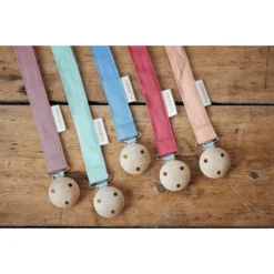 Filibabba Dummy Ketting Met Klittenband Tender Green -Lief En Klein filibabba dummy ketting met klittenband tender green a343659 3