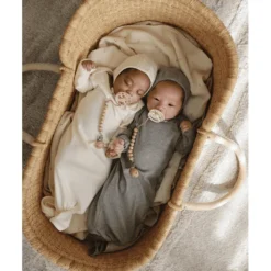 FRIGG Soother Moon Phase Latex Cream /Croissant 6-18 Maanden, 2 Stuks -Lief En Klein frigg soother moon phase latex cream croissant 6 18 maanden 2 stuks a397754 4