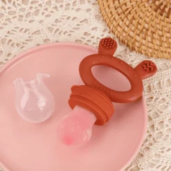 Haakaa® Vruchtenspeen, Incl. Diepvriesdeksel Set Koper Rood -Lief En Klein haakaa vruchtenspeen incl diepvriesdeksel set koper rood a345434 2