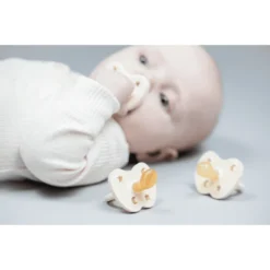 HEVEA Fopspeen - Natuurlijk Rubber / Milky White / Rond / Ster & Maan (0-3 Ma.) -Lief En Klein hevea fopspeen natuurlijk rubber milky white rond ster amp maan 0 3 ma a295130 3