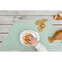 KINDSGUT Place Mat Cloud Sprinkles, Pistachio -Lief En Klein kindsgut place mat cloud sprinkles pistachio a325053 3