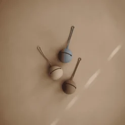 Mushie Dummy Houder, Blush -Lief En Klein mushie dummy houder blush a399485 3