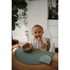 Mushie Siliconenlepel, Cambridge Blauw/Verandering Sand -Lief En Klein mushie siliconenlepel cambridge blauw verandering sand a399508 2