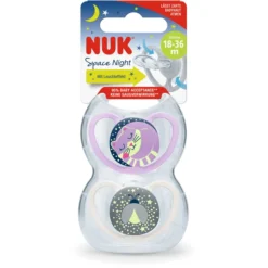 NUK Fopspenen Space Night Maat 3 Siliconen Kat/ Vuurvliegje, 4 Stuks -Lief En Klein nuk fopspenen space night maat 3 siliconen kat vuurvliegje 4 stuks a305702 4