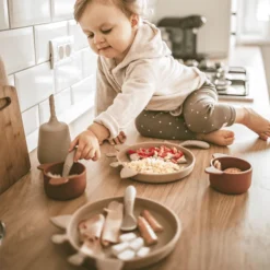 Nuuroo Drinkbeker Met Rietje Adita Dusty Green 230 Ml -Lief En Klein nuuroo drinkbeker met rietje adita dusty green 230 ml a405323 2