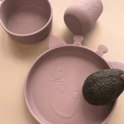 Nuuroo Judi Giraffe 3 Delig Servies, Houtrose -Lief En Klein nuuroo judi giraffe 3 delig servies houtrose a363839 4