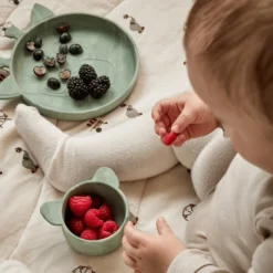 Nuuroo Judi Giraffe 3-delige Servies Set, Green Mix -Lief En Klein nuuroo judi giraffe 3 delige servies set green mix a363844 2