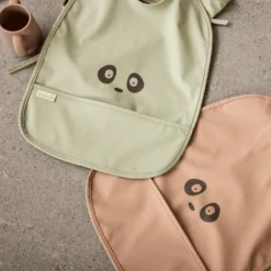 Nuuroo Slabbetje Ida Sand Panda -Lief En Klein nuuroo slabbetje ida sand panda a366806 3