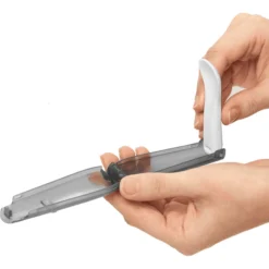 SkipHop Easy Serve Reislepel, Grijs/ Turkoois -Lief En Klein skiphop easy serve reislepel grijs turkoois a315494 2